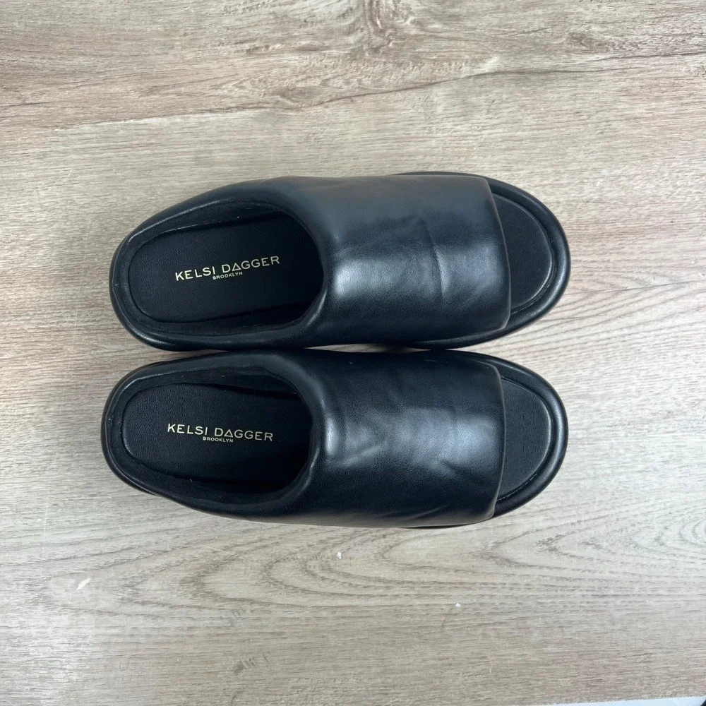 Kelsi dagger‎ Bubble Shell Platform Sandals 5.5